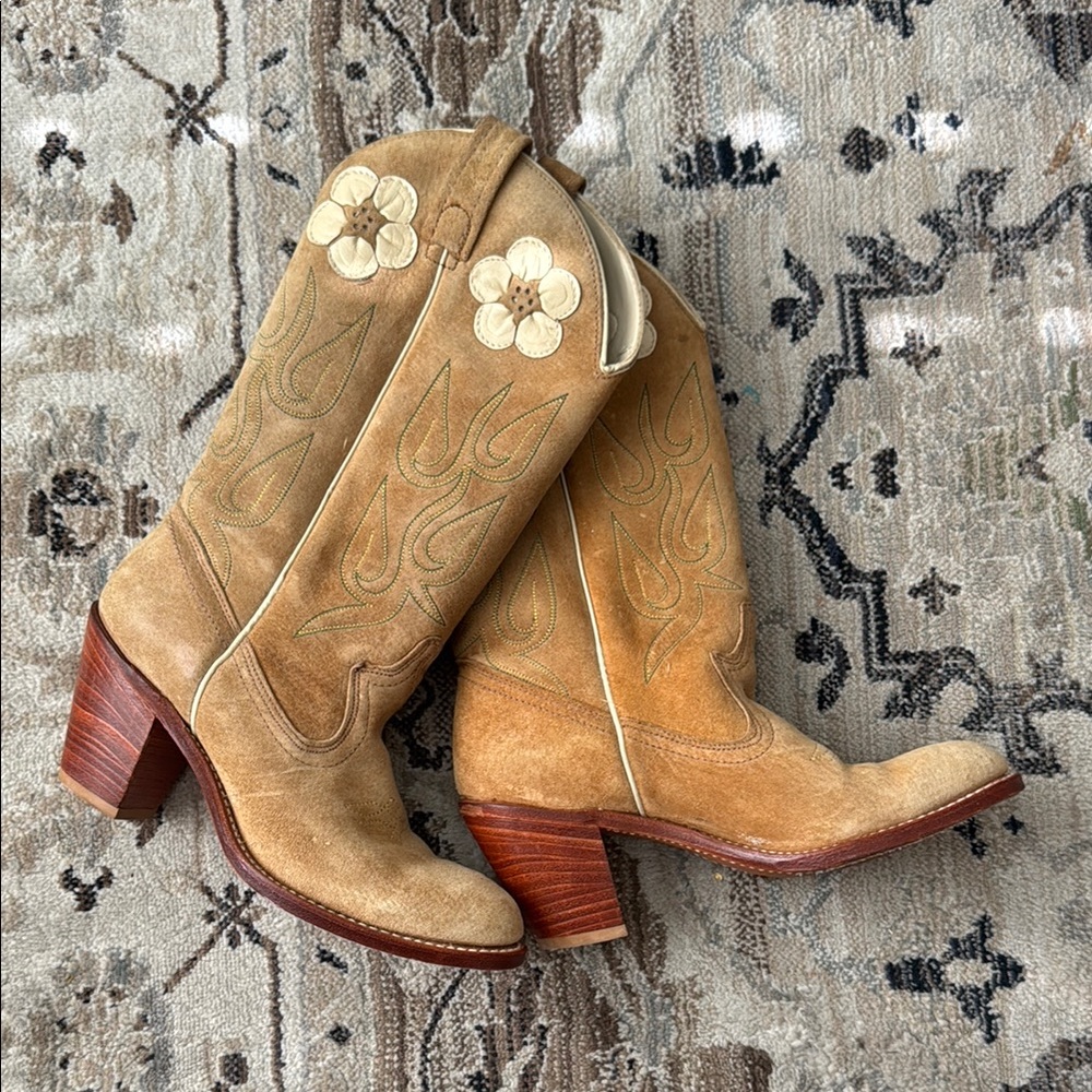 Vintage cowboy boots